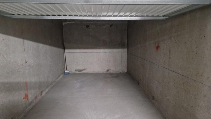 Parking / Garage - 15 m²