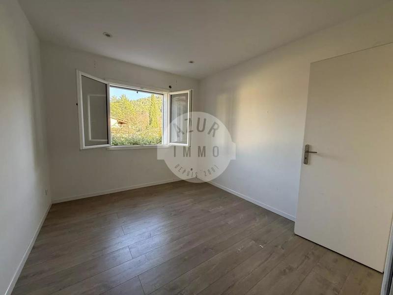 Maison - 197 m² - 7 pièces