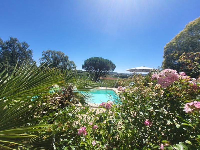 Maison - 166 m² - 5 pièces