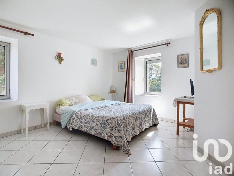 Maison - 285 m² - 16 pièces