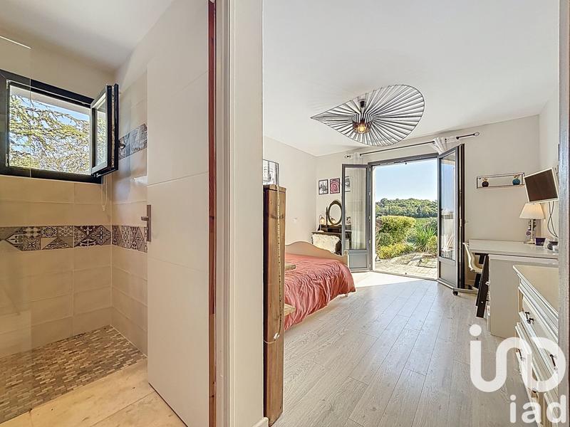 Maison - 322 m² - 14 pièces