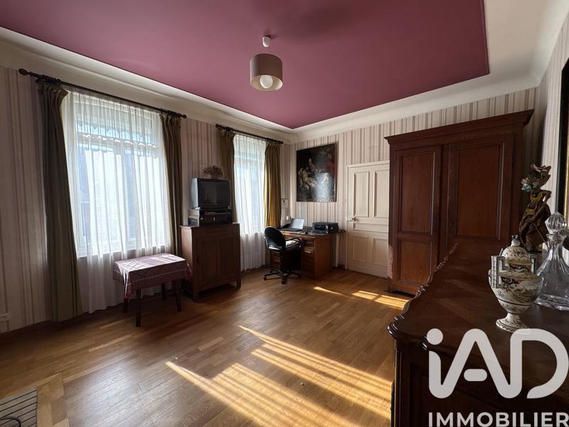 Maison - 188 m² - 8 pièces