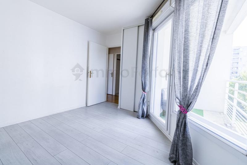 Appartement - 84 m² - 4 pièces