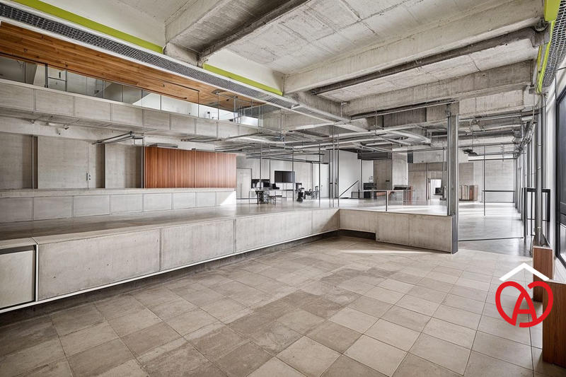 Local commercial - 83 m² - 2 pièces