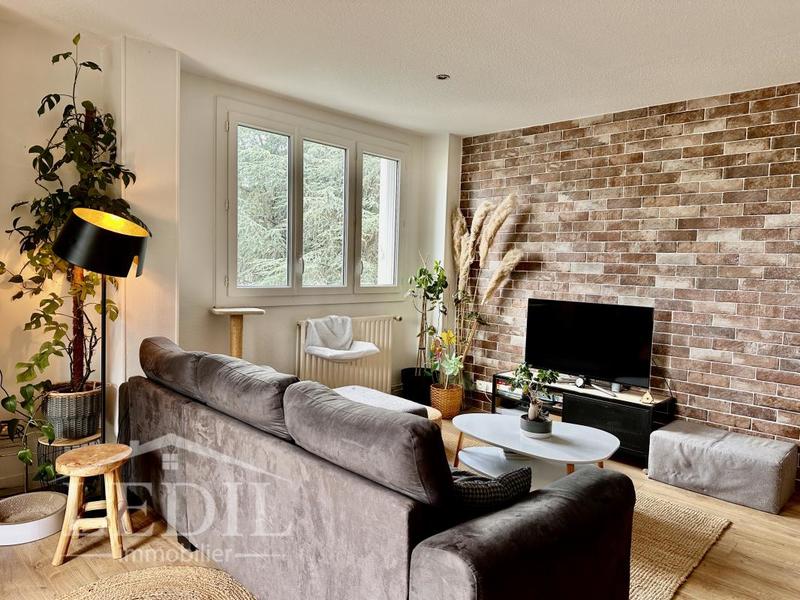 Appartement - 92 m² - 4 pièces