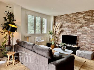 Appartement - 92 m² - 4 pièces