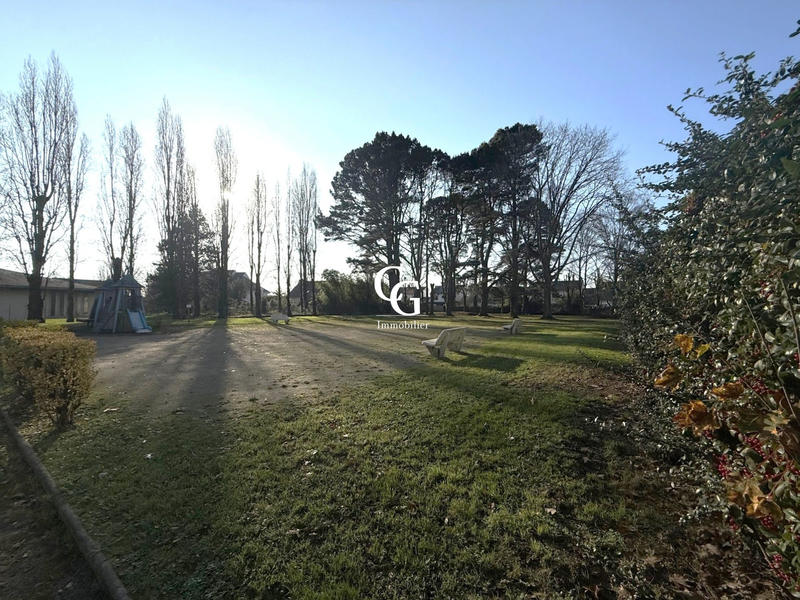 Appartement - 102 m² - 5 pièces