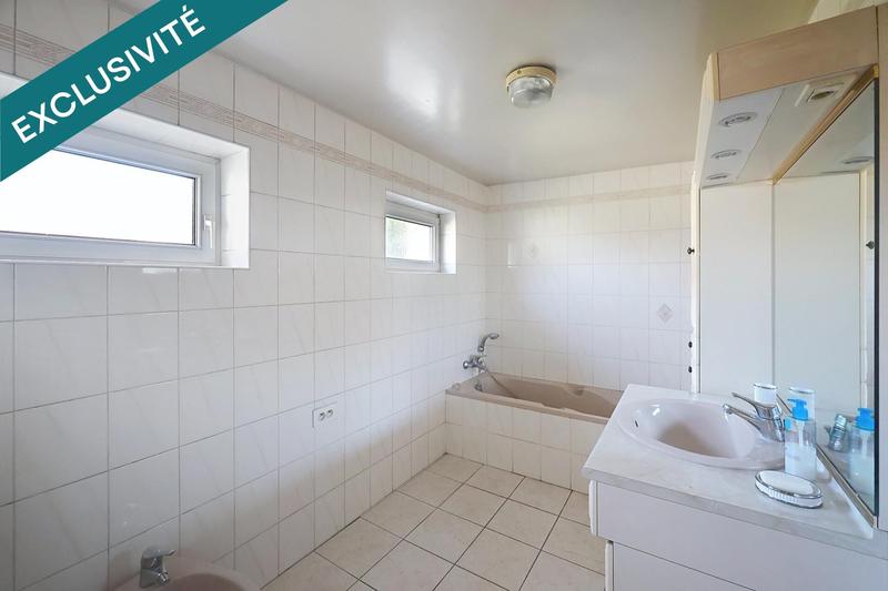 Maison - 177 m² - 7 pièces