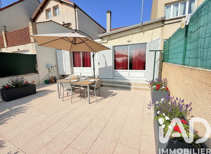 Maison - 105 m² - 7 pièces