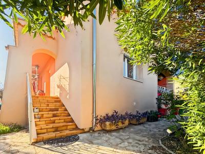 Maison - 132 m² - 6 pièces