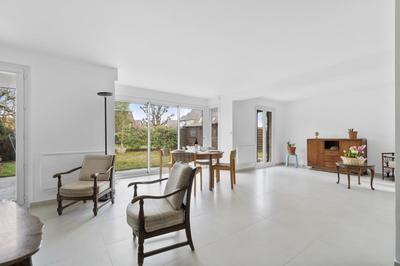 Maison - 141 m² - 7 pièces