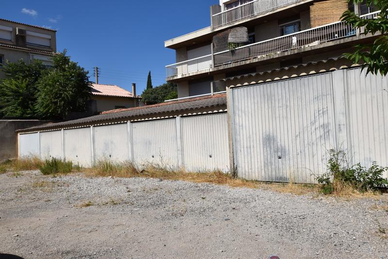 Parking / Garage - 18 m²