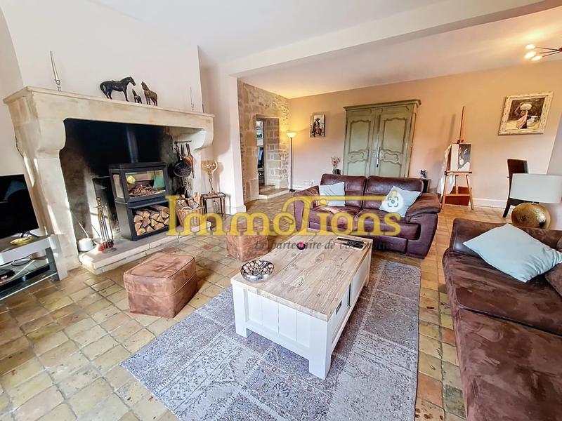 Propriété - 268 m² - 7 pièces