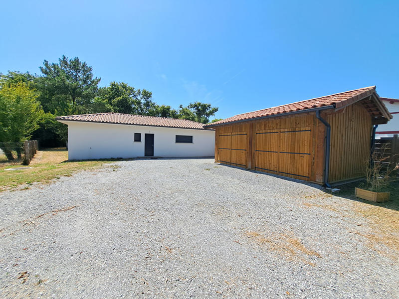 Maison - 105 m² - 4 pièces