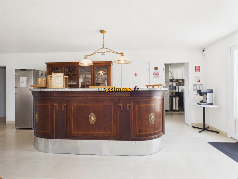 Maison - 518 m² - 15 pièces