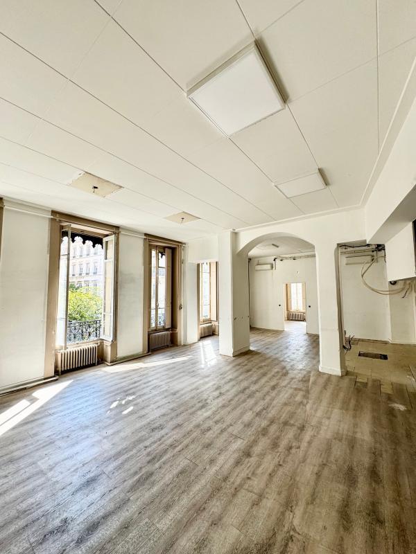 Appartement - 109 m² - 4 pièces