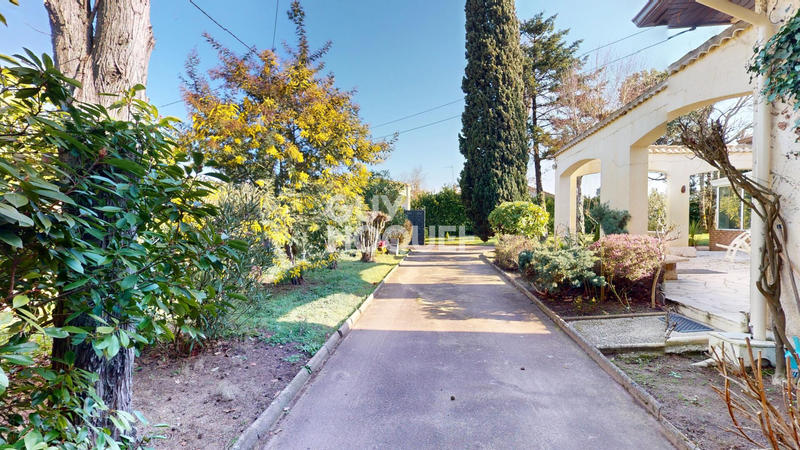 Maison - 164 m² - 5 pièces