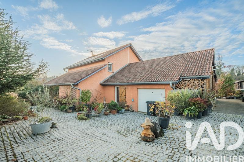 Maison - 166 m² - 6 pièces