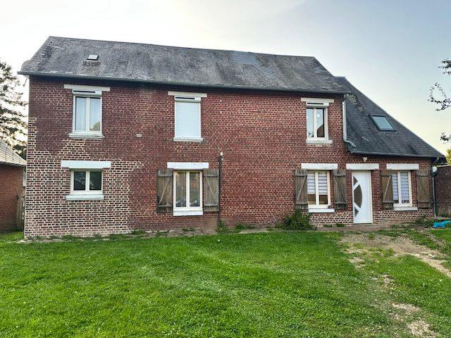 Maison - 90 m² - 5 pièces