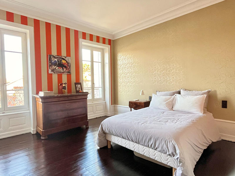 Appartement - 164 m² - 5 pièces