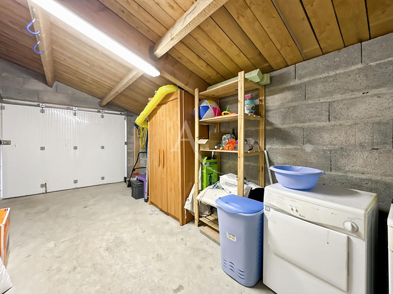 Maison - 99 m² - 4 pièces