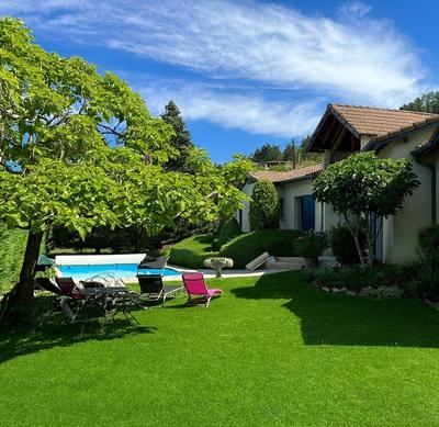 Maison - 150 m² - 8 pièces