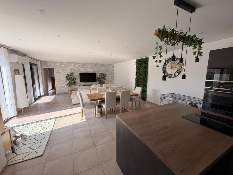 Villa - 132 m² - 6 pièces