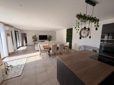 Villa - 132 m² - 6 pièces