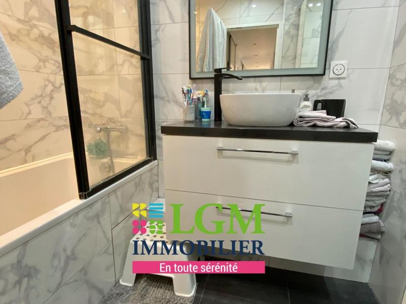 Appartement - 107 m² - 5 pièces