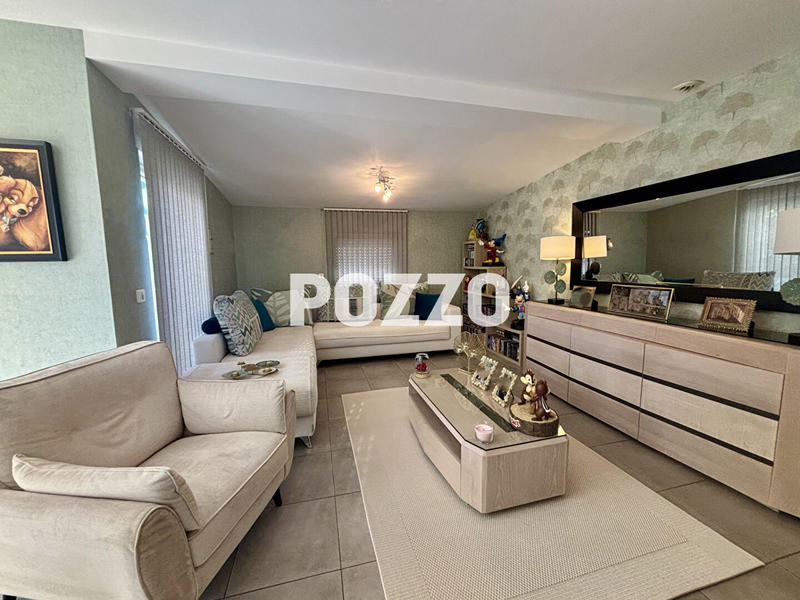 Maison - 142 m² - 6 pièces