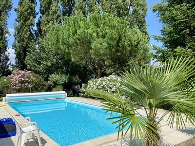 Maison ancienne - 207 m² - 8 pièces