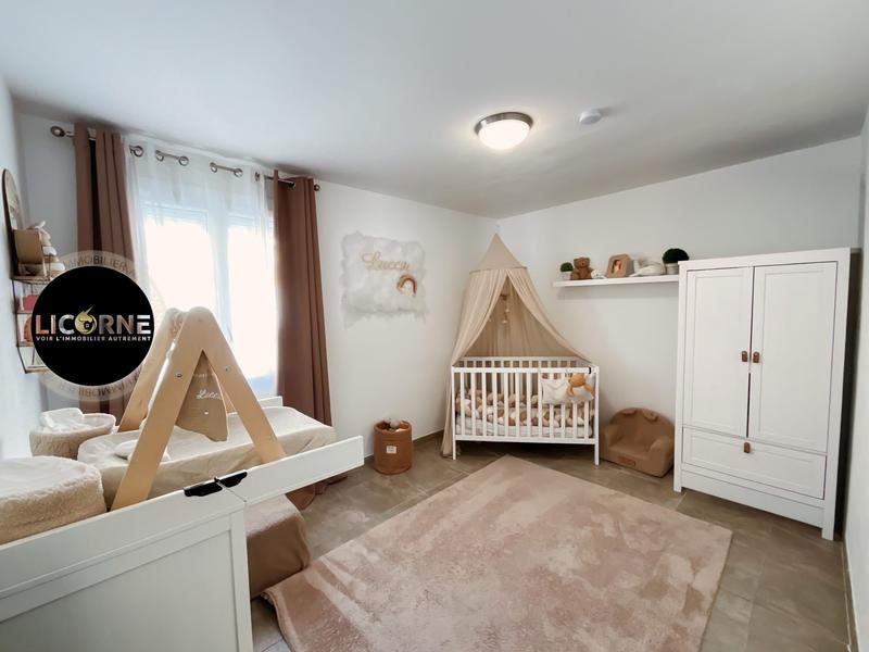 Appartement - 79 m² - 4 pièces