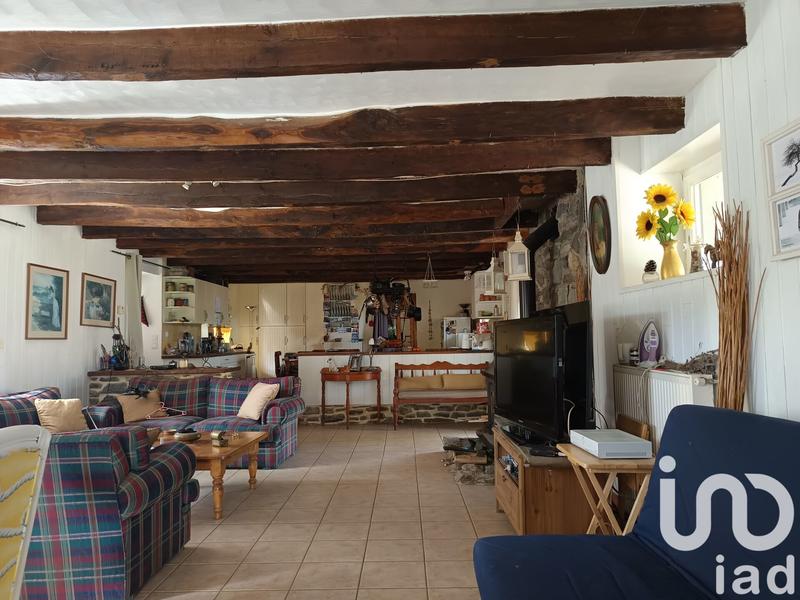 Maison - 205 m² - 7 pièces