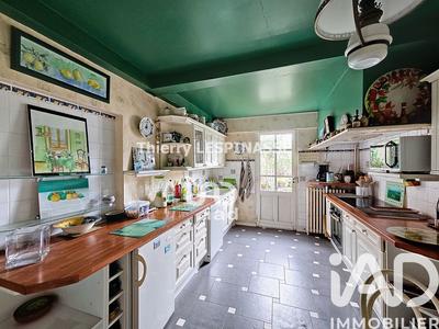 Maison - 296 m² - 8 pièces