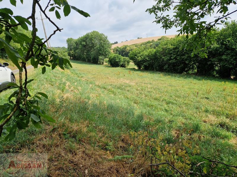 Terrain constructible - 4 700 m²