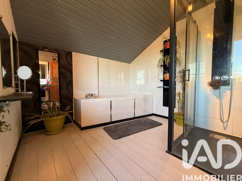 Châlet - 121 m² - 4 pièces