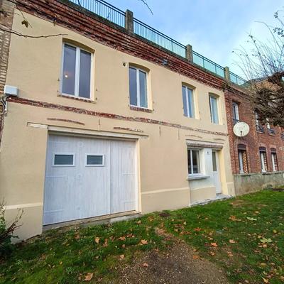 Maison - 60 m² - 4 pièces