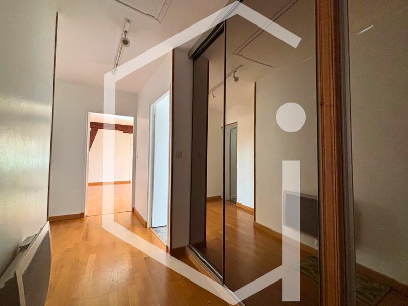 Appartement - 98 m² - 4 pièces