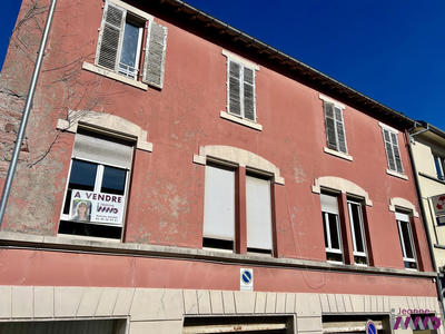 Appartement - 300 m² - 6 pièces