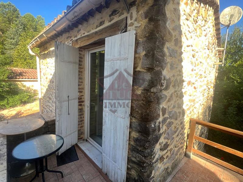 Maison - 365 m² - 21 pièces