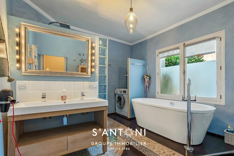 Maison - 105 m² - 5 pièces