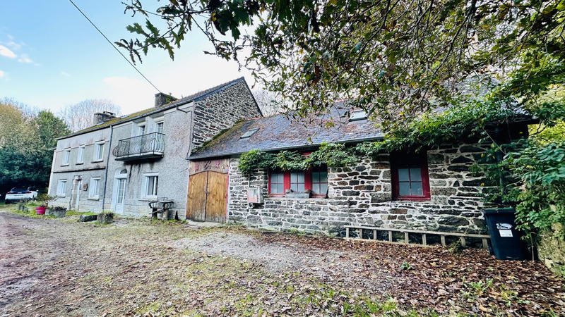 Maison - 140 m² - 8 pièces