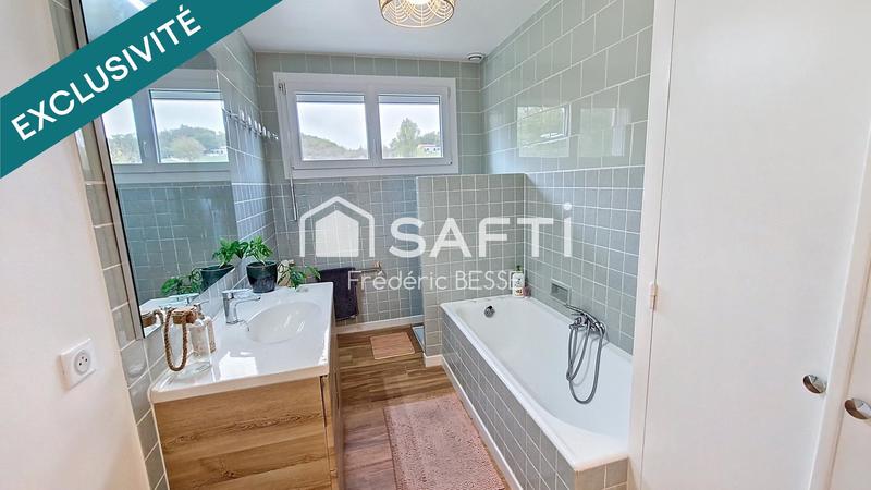 Maison - 140 m² - 5 pièces