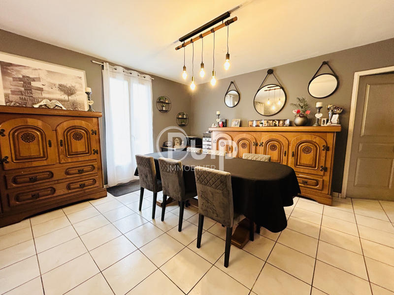 Maison - 130 m² - 7 pièces