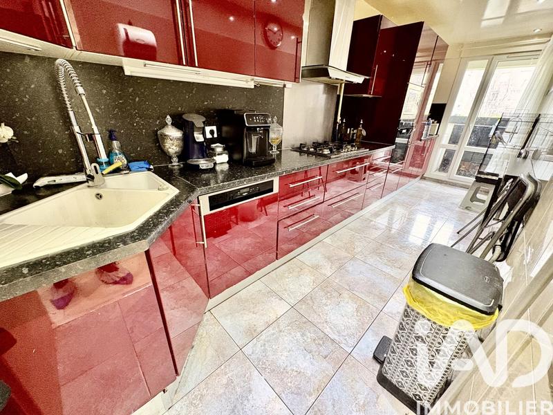 Appartement - 77 m² - 4 pièces