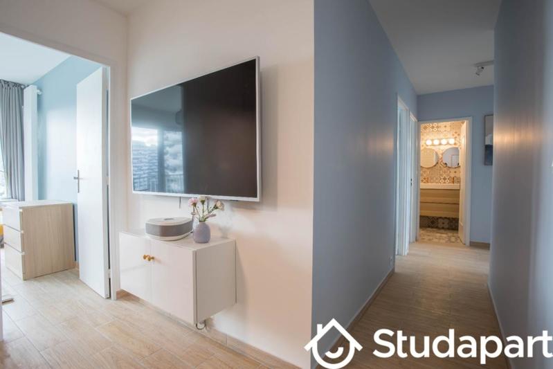 Chambre - 13 m² - 1 pièce