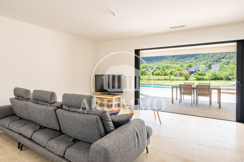 Maison - 150 m² - 5 pièces