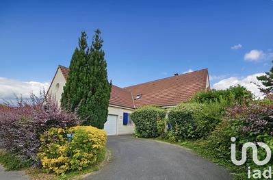 Maison - 255 m² - 8 pièces