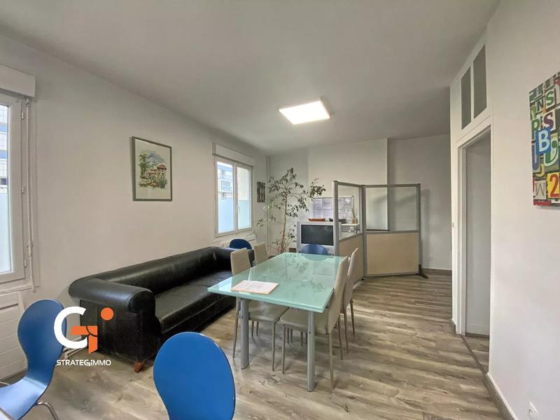 Appartement - 90 m² - 4 pièces