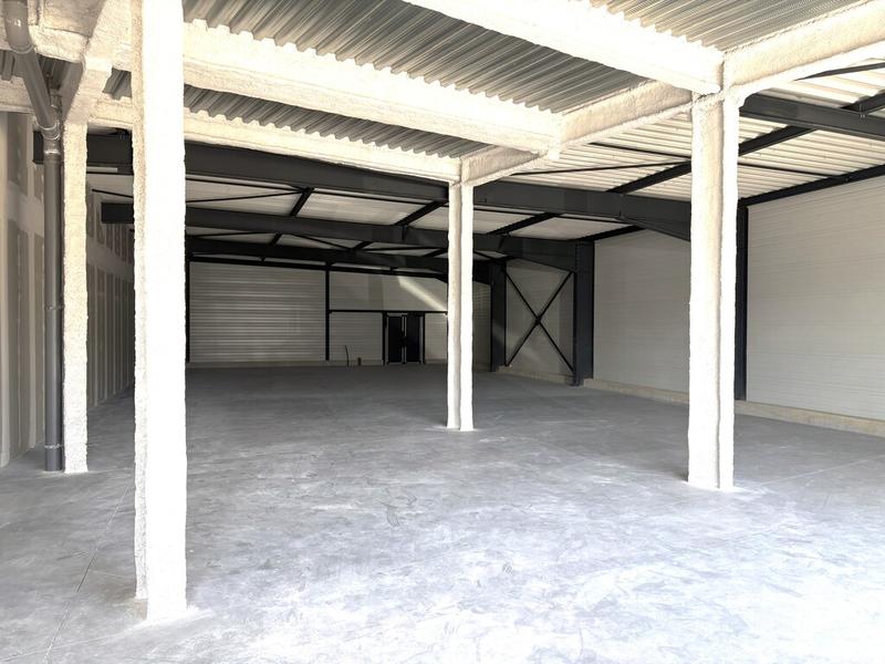 Local commercial - 309 m²